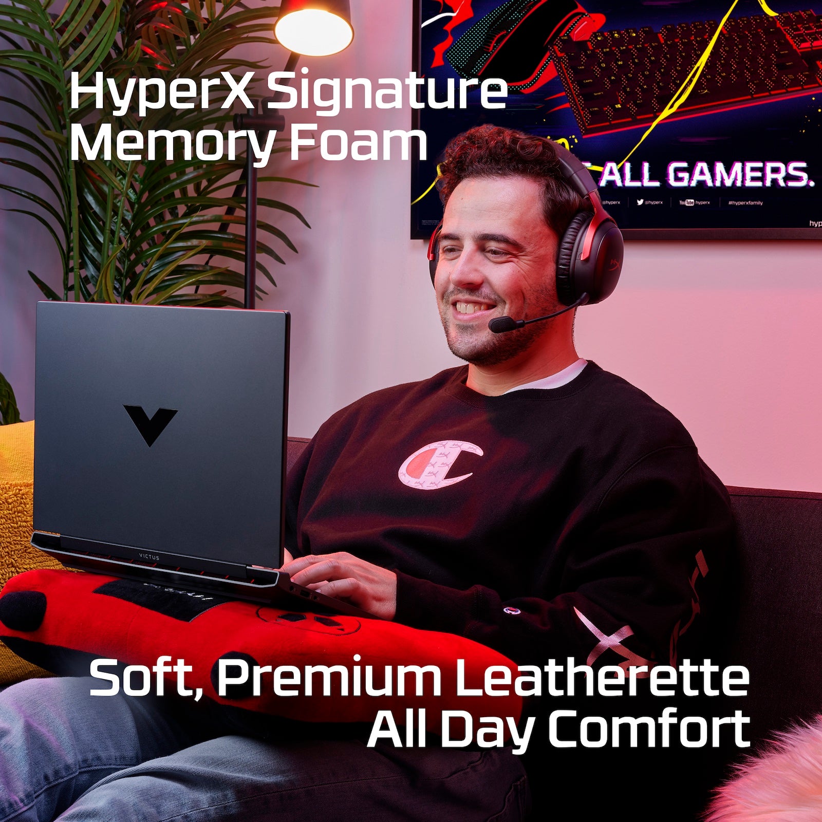 HYPERX Cloud III, Over-ear Cuffie per gaming Nero/Rosso HYPERX Cloud III, Over-ear Cuffie per gaming Nero/Rosso