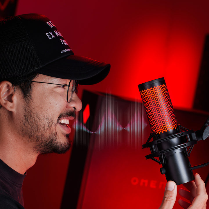 HyperX QuadCast 2 USB Microphone OPEN BOX Hi-Res Studio-Quality Recording for Gaming, Streaming and Podcasting 2 kf 1 hyperx quadcast 2 usb